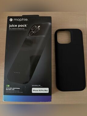 mophie Juice Pack Slim Protective Charging Case for iPhone 16 Pro Max - Black